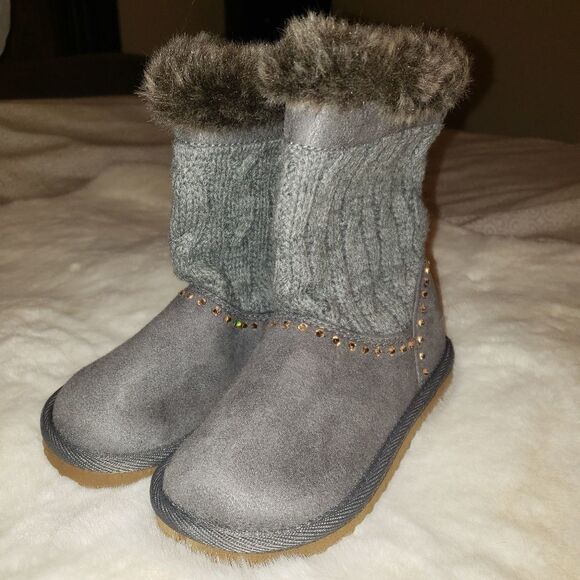 Carter's Marcia Gray Winter Boots Swarovski 9 NWT - Picture 1 of 6